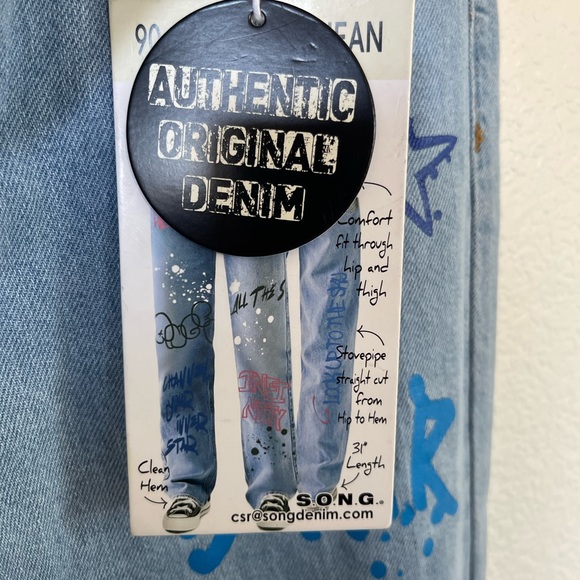 90’s Boyfriend jeans🙃 - Picture 5 of 7